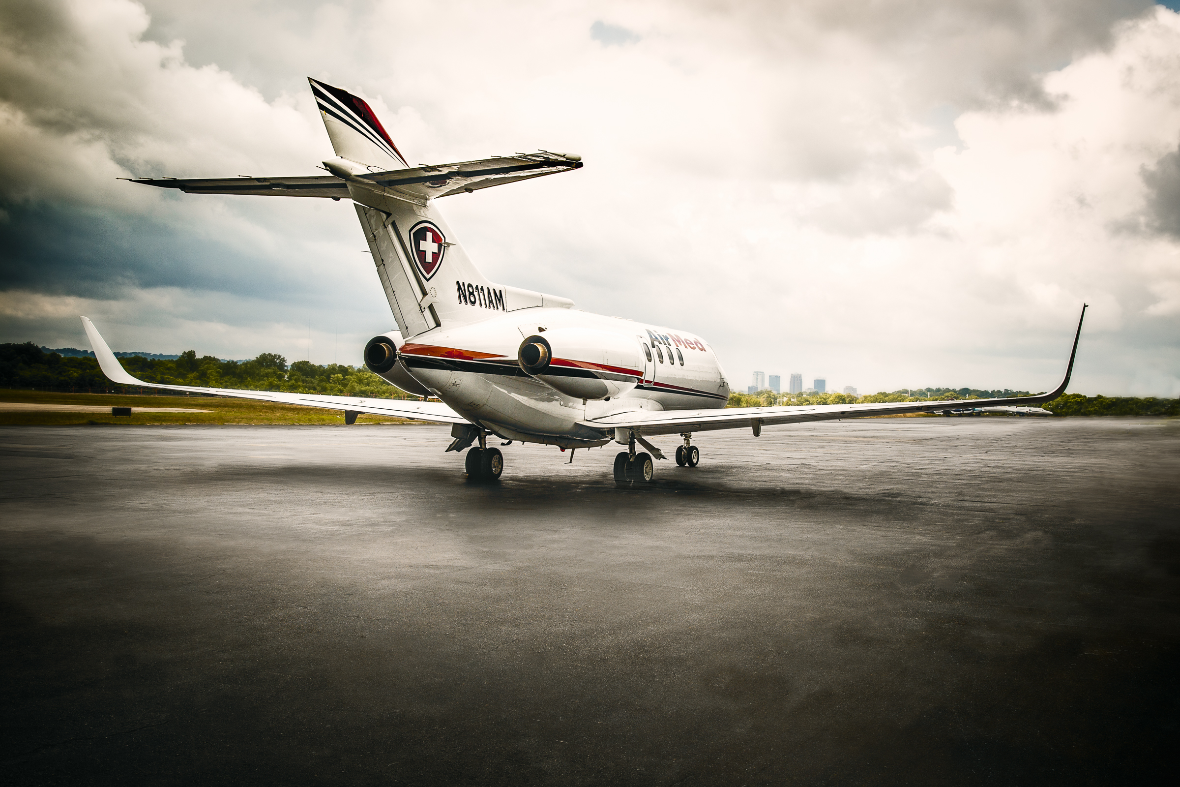 Your Definitive Guide to Medical Flights for Patients and Families