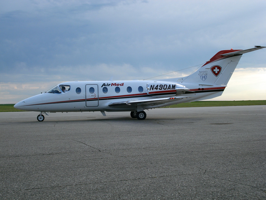 8 Key Air Medical Transport Tips for Geriatric Patients